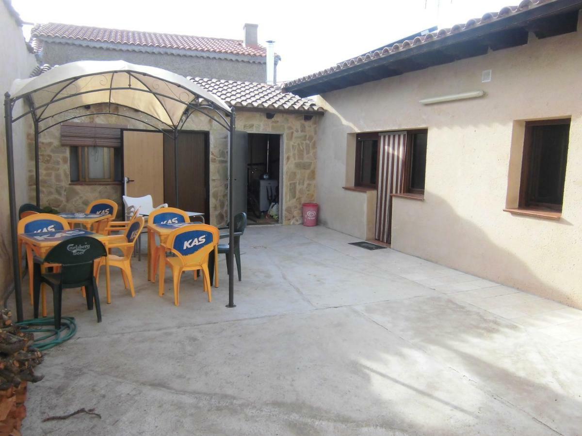 Albergue Turistico Las Eras Barcial del Barco ภายนอก รูปภาพ