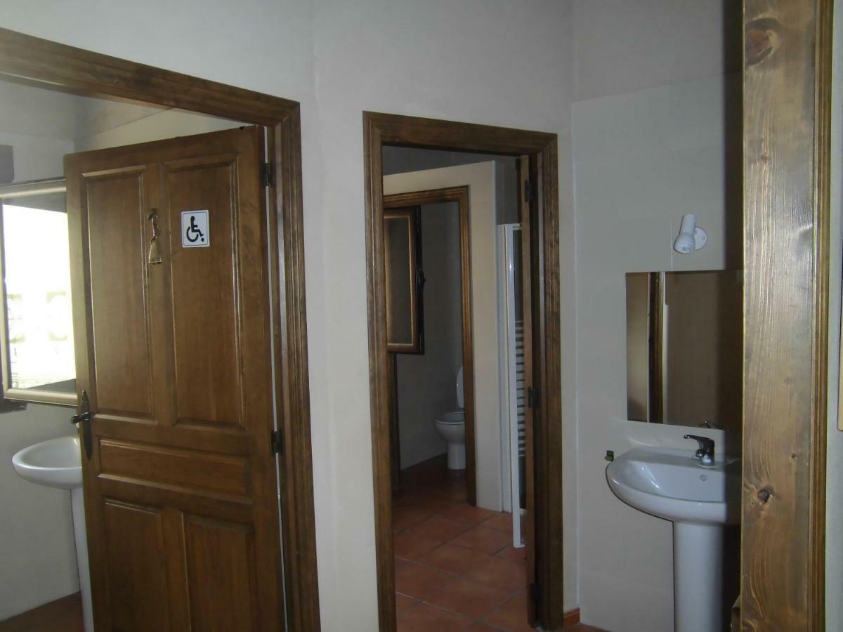 Albergue Turistico Las Eras Barcial del Barco ภายนอก รูปภาพ