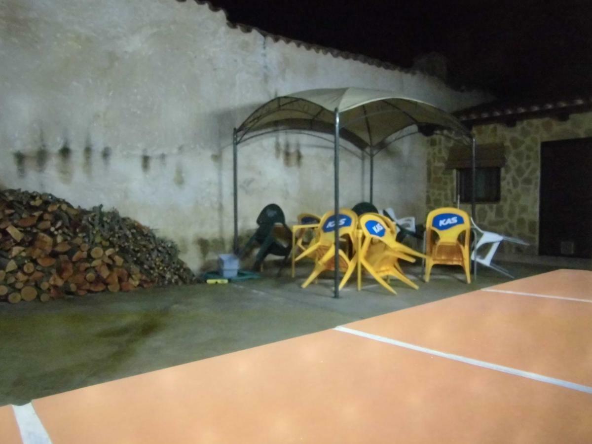 Albergue Turistico Las Eras Barcial del Barco ภายนอก รูปภาพ